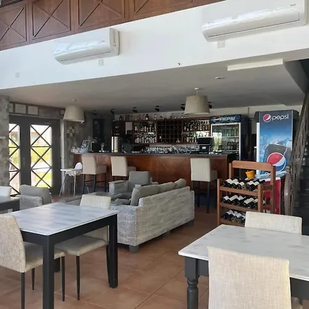 شقة Slimline Retreat